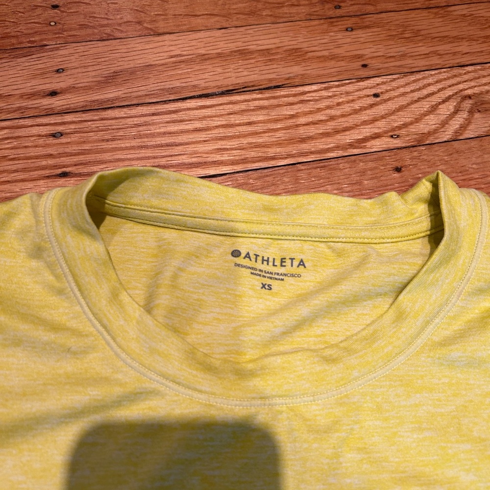 Yellow T-shirt Top Athleta xs - Picture 5 of 5